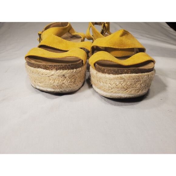 UNIVERSAL THREAD Yellow Faux SUEDE Strappy PLATFORM Espadrille SANDAL Size 6.5 - Picture 9 of 12